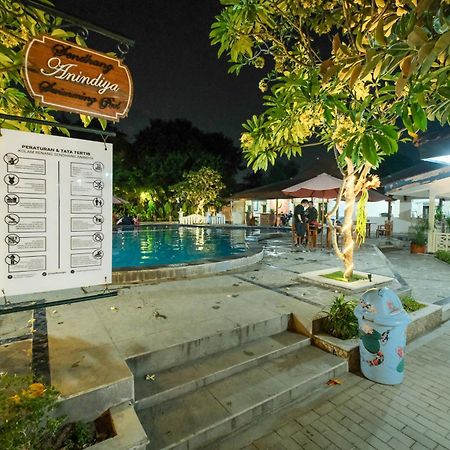 Royal Brongto Hotel Jogjacarta Exterior foto