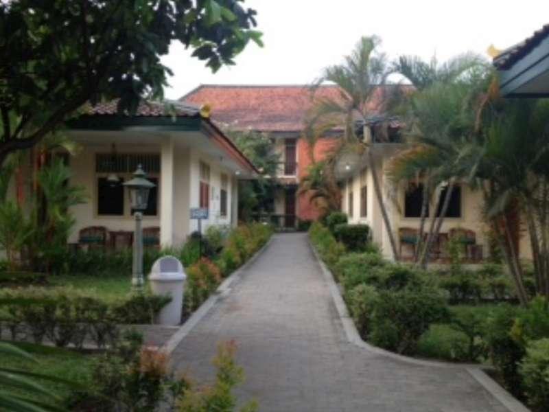 Royal Brongto Hotel Jogjacarta Exterior foto