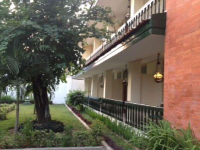 Royal Brongto Hotel Jogjacarta Exterior foto