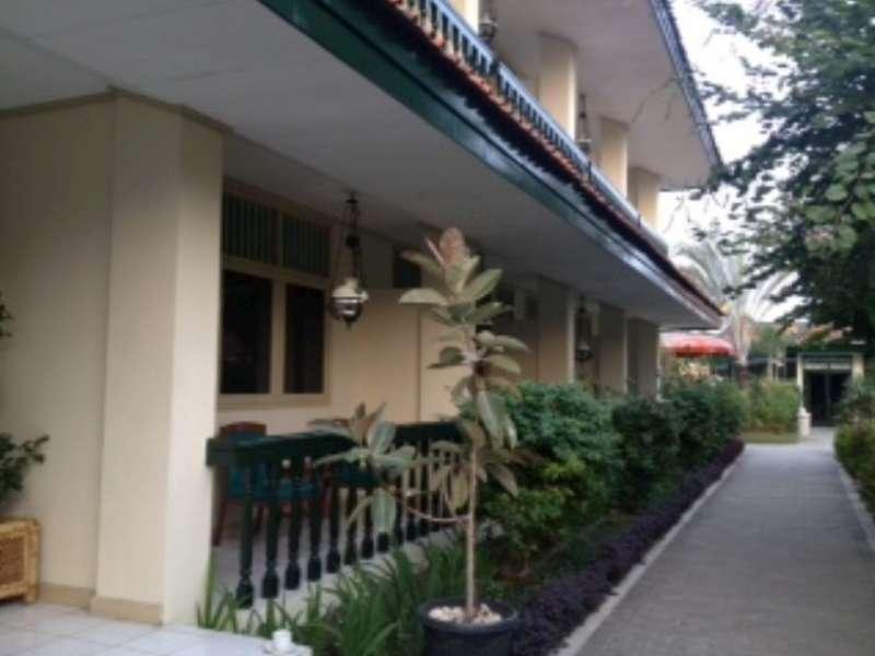 Royal Brongto Hotel Jogjacarta Exterior foto